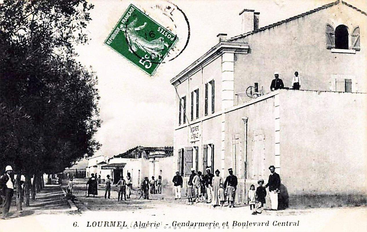 2056- Lourmel - Gendarmerie et Boulevard Central - 1911.jpg